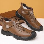 Brown single shoes